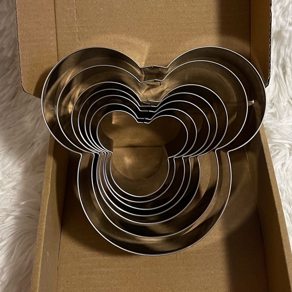 Mickey mouse cookie cutter